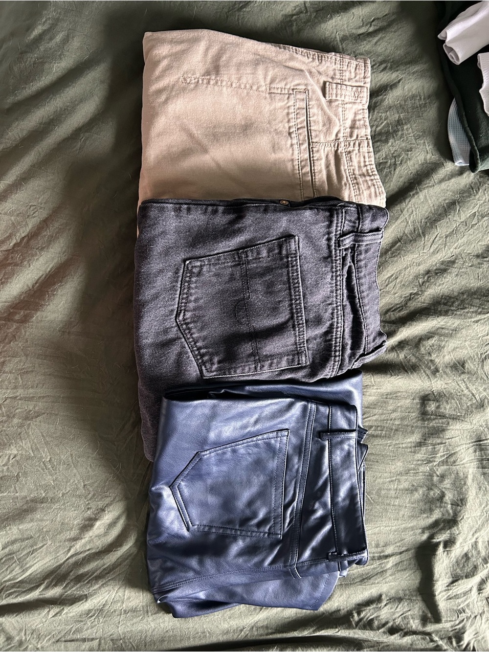 3 pack assorted bottoms